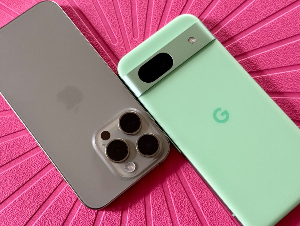 iphone-15-pro-google-pixel-8a-cameras